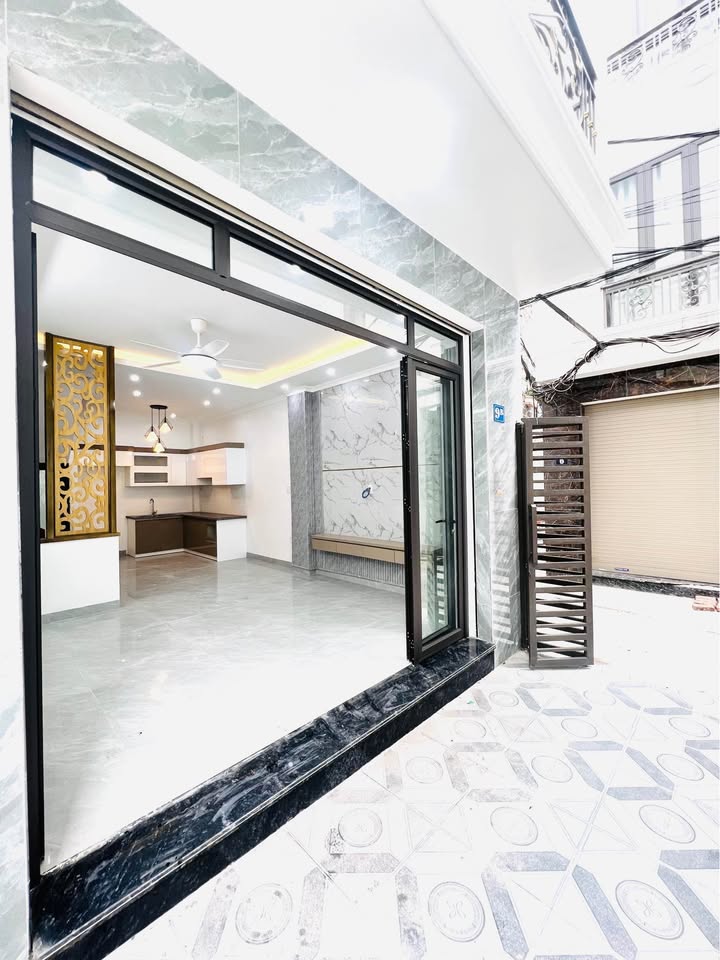 Nhà 50m² 4 Tầng Đẹp Như Mới - Sân Cổng Riêng Thiên Lôi, Hải Phòng