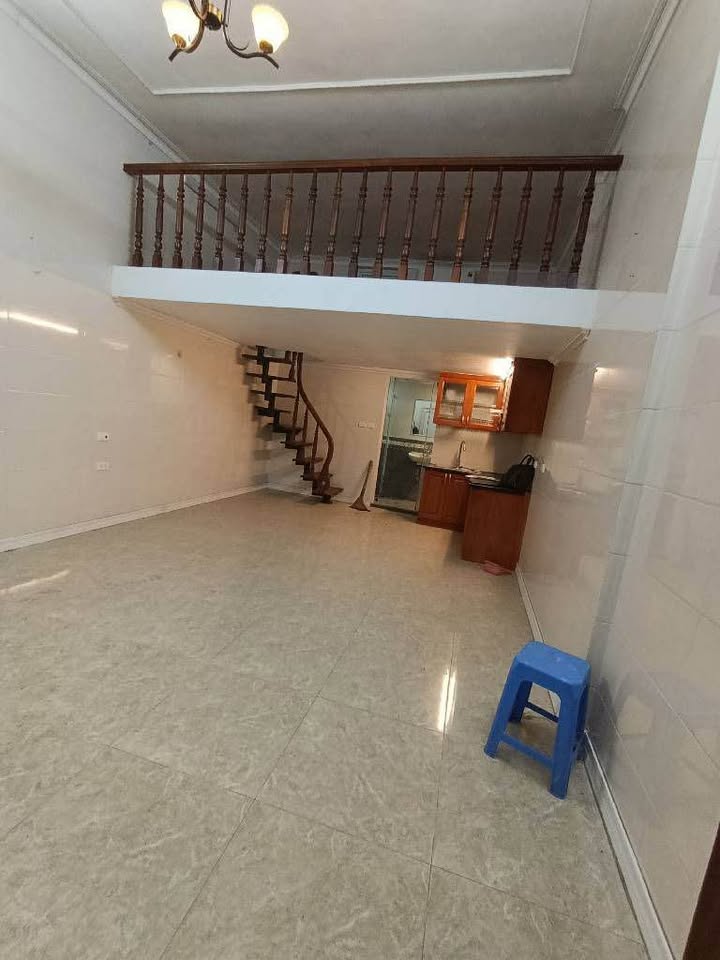 Bán Gấp Tập Thể Tầng 1 Quán Sứ 40m² - Sổ Riêng Chính Chủ 4.68 Tỷ