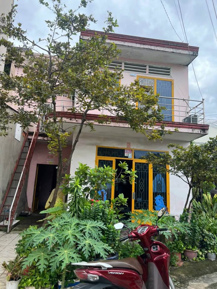 Nhà Hẻm Thủ Đức 70m² giá 8 triệu - Sẵn sàng ở ngay!