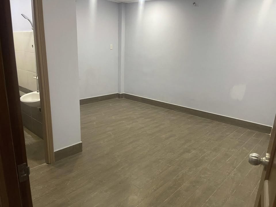 Nhà nguyên căn Linh Xuân 80m² 7 triệu - Sẵn sàng ở ngay