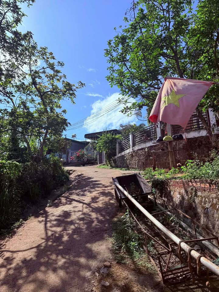 Đất nền Thị trấn Đăk Mil - Sổ đỏ sẵn, 2 mặt tiền, giá chỉ từ 1.5 tỷ