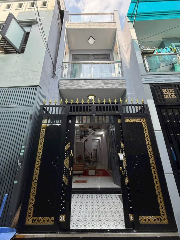 Nhà riêng Q8 75m² giá 5.23 tỷ - Sẵn sàng ở ngay!