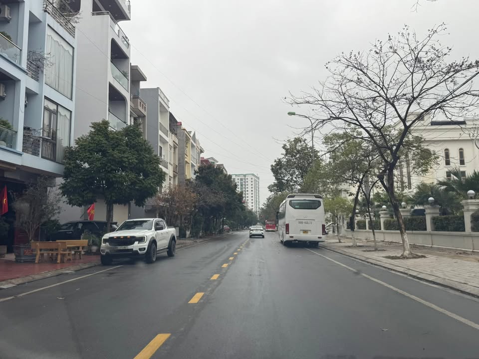 Nhà Riêng Đường Âu Cơ TP Bắc Ninh 81m² giá 12 tỷ - Giá tốt hiếm có!