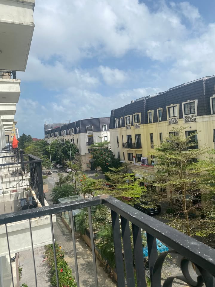 Cho thuê căn hộ 2PN 64m² tại The Manor Crow, Huế - Full nội thất, giá 7 triệu/tháng