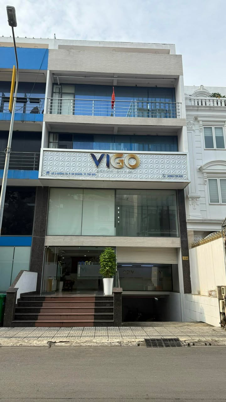 Nhà Mặt Tiền Thủ Đức 140 Triệu/Tháng - Vị Trí Đắc Địa, Chuẩn Văn Phòng