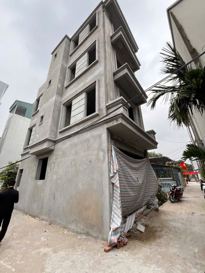 Nhà Căn Góc Phượng Đồng, Hà Đông - 46m² - Giá F0, Ô Tô Đỗ Cửa