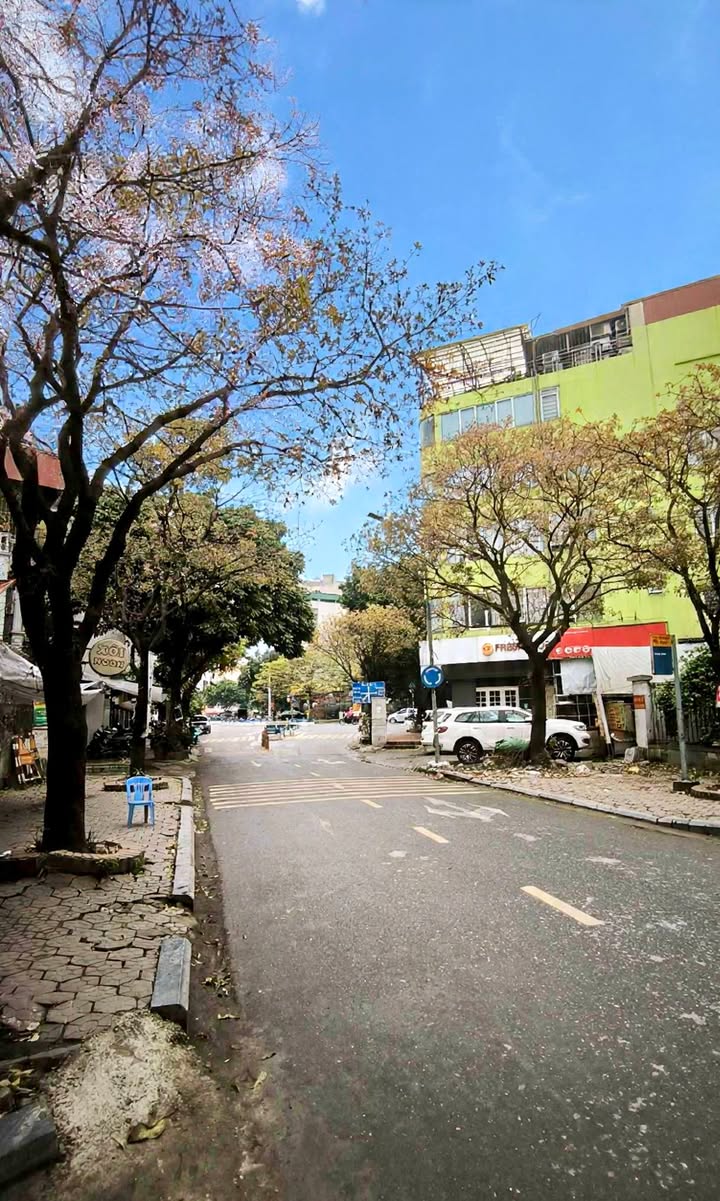 Nhà Mặt Tiền Lê Lợi Hà Đông 46m² 5 Tầng Thang Máy, Giá 13.2 Tỷ