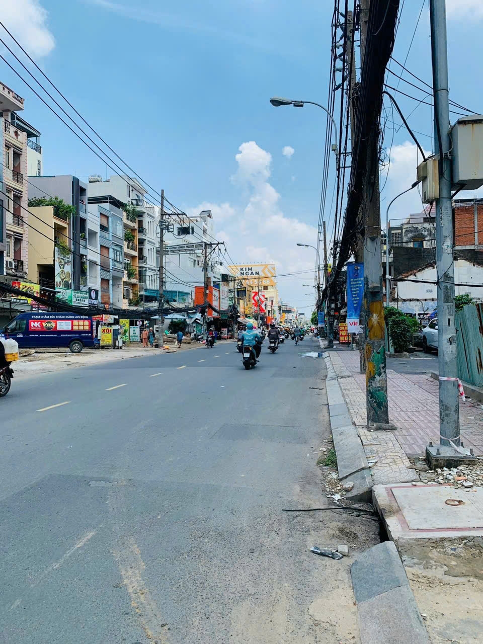 Nhà Nguyễn Thị Minh Khai Q1 65m² 45.5 tỷ - Ô tô vào tận nhà