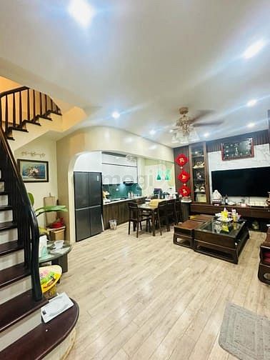 Nhà Đình Thôn Mỹ Đình 34m² 9 tỷ - Mặt tiền rộng hiếm có