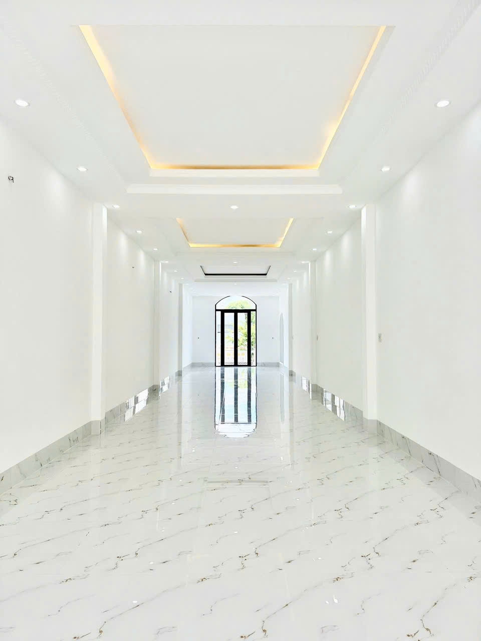 Nhà mặt tiền Trần Hoàng Na 196m2 15 tỷ - Vị trí đắc địa