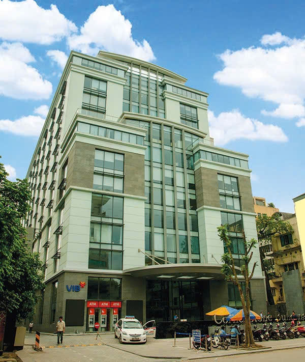 Khách sạn 4 sao Hoàn Kiếm 800m² 1.760 tỷ - Pháp lý sổ đỏ