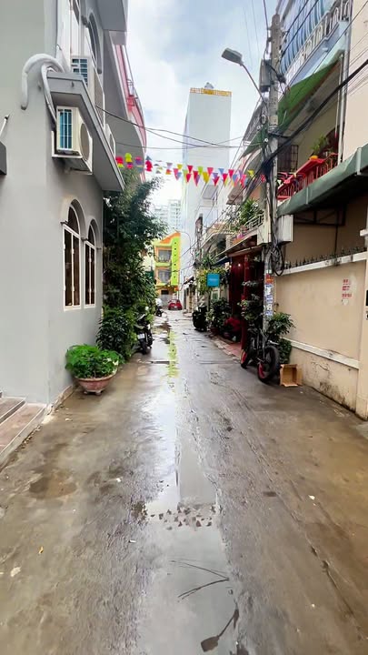 Nhà Bạch Đằng Nha Trang 57m² 12 tỷ - Ô tô vào nhà