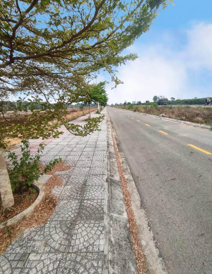 Đất Mega City Kon Tum 144m² 3xx triệu - Thổ cư 100%