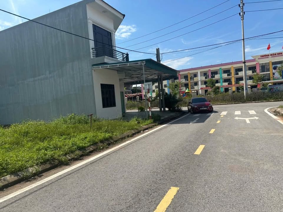 Đất Giáp Sơn Lục Ngạn 102m² giá 1 tỷ - Thổ cư 100%