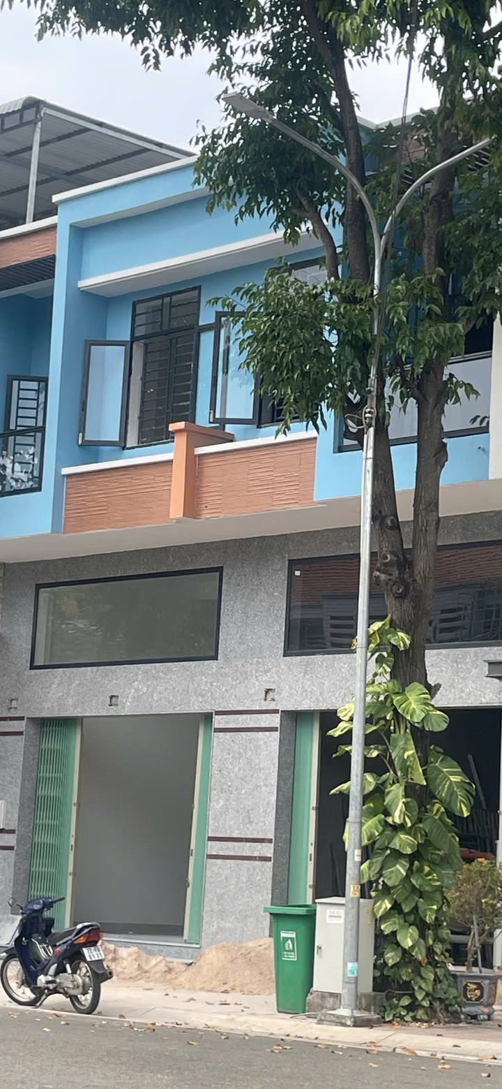 Shophouse Ngãi Giao Lê Lợi 5 triệu - Mặt tiền kinh doanh