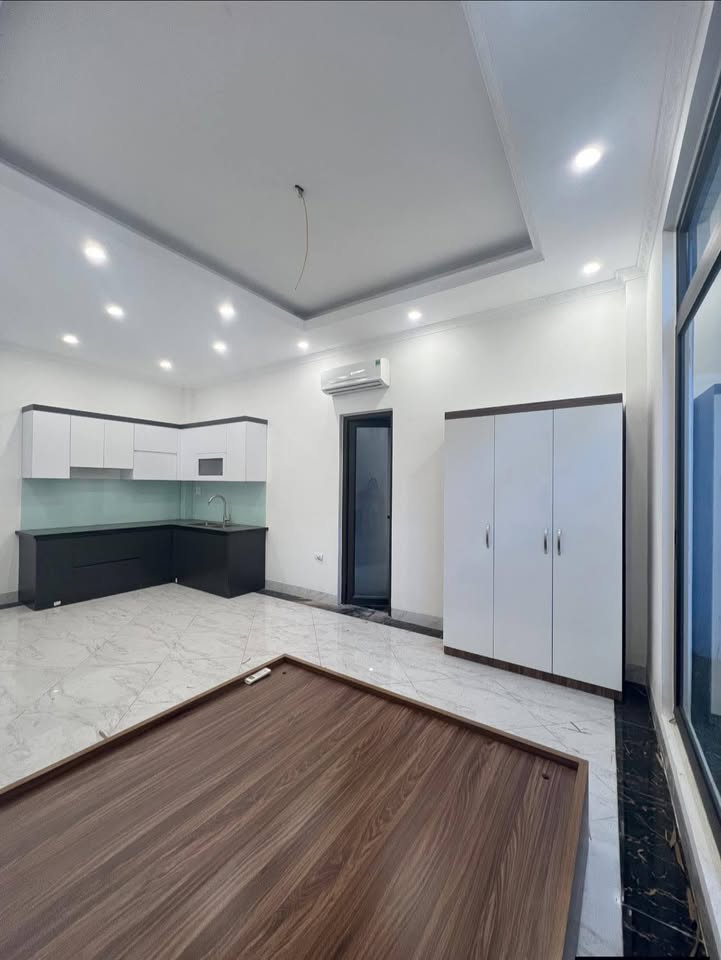 CCMN 161 Hoa Lâm Long Biên 30-35m² 3.7-4.5 triệu - Sẵn sàng ở ngay