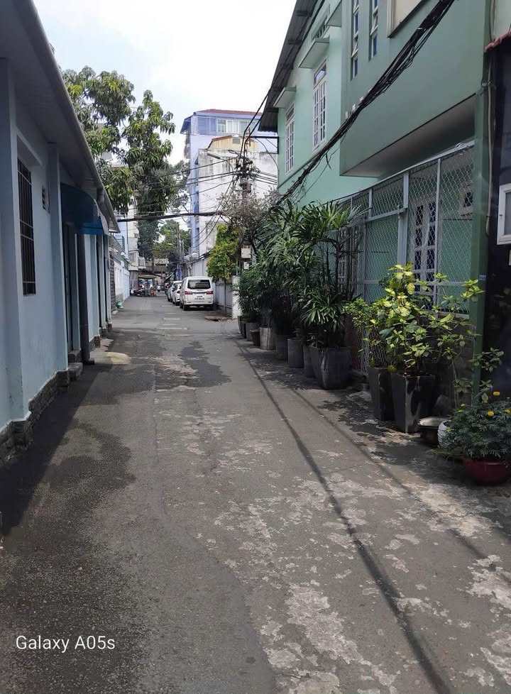 Nhà HXH Quận 10 16m² giá 6 triệu - Sẵn sàng ở ngay