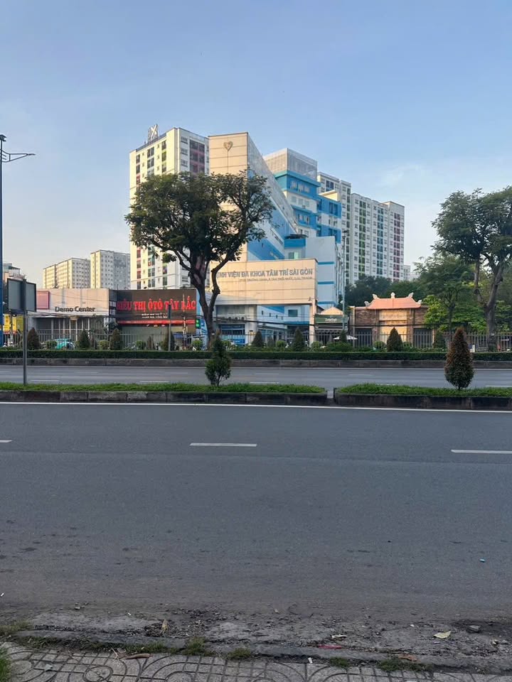 Nhà mặt tiền Trường Chinh Gò Vấp 200m² 26tr - KD ngay