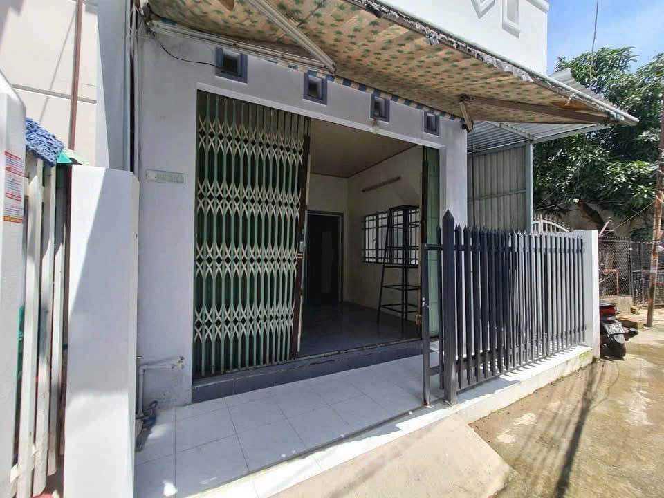 Nhà cấp 4 Long Xuyên 69m² giá 1,4 tỷ - Chính chủ bán gấp