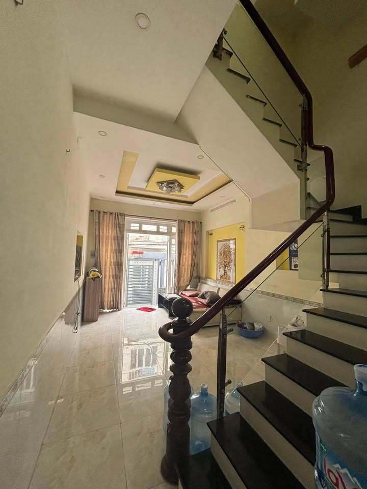 Nhà thuê Thủ Đức đường 8 48m² 11 triệu - Sẵn sàng ở ngay