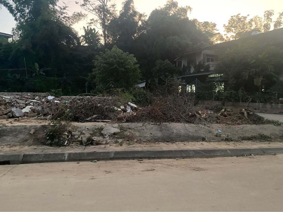 Kho bãi Sông Hiến 300m² giá thỏa thuận - Diện tích lớn