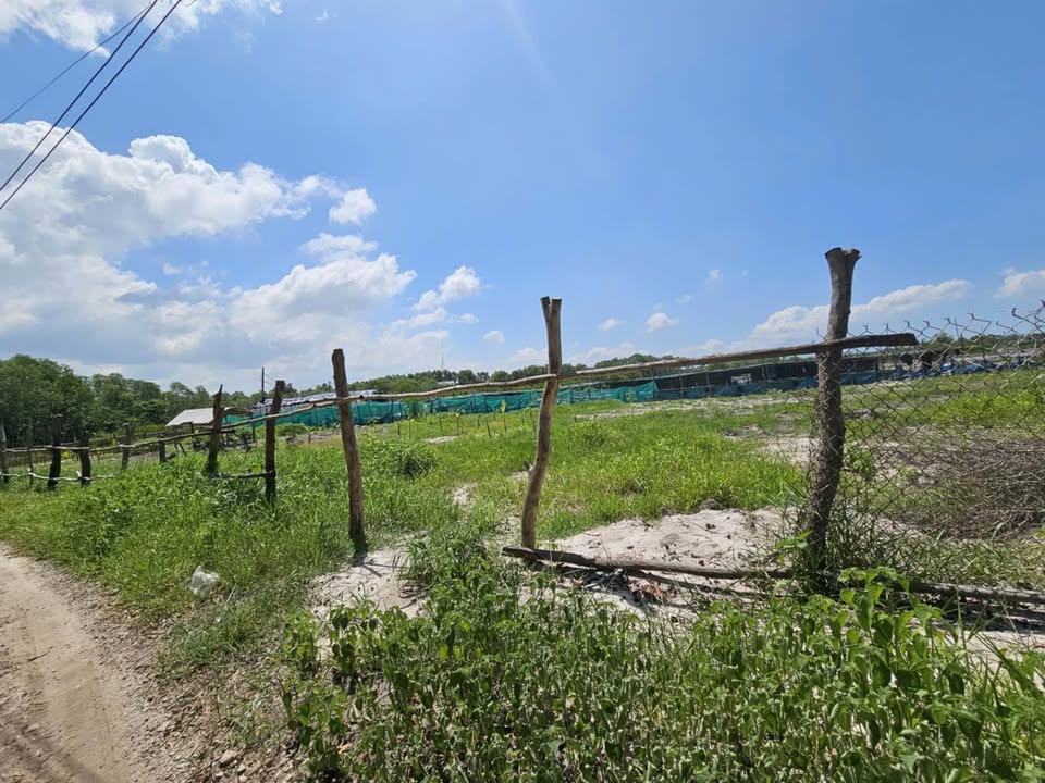 Đất Long Sơn Vũng Tàu 933m² giá 2.2 tỷ - Sổ đỏ chính chủ