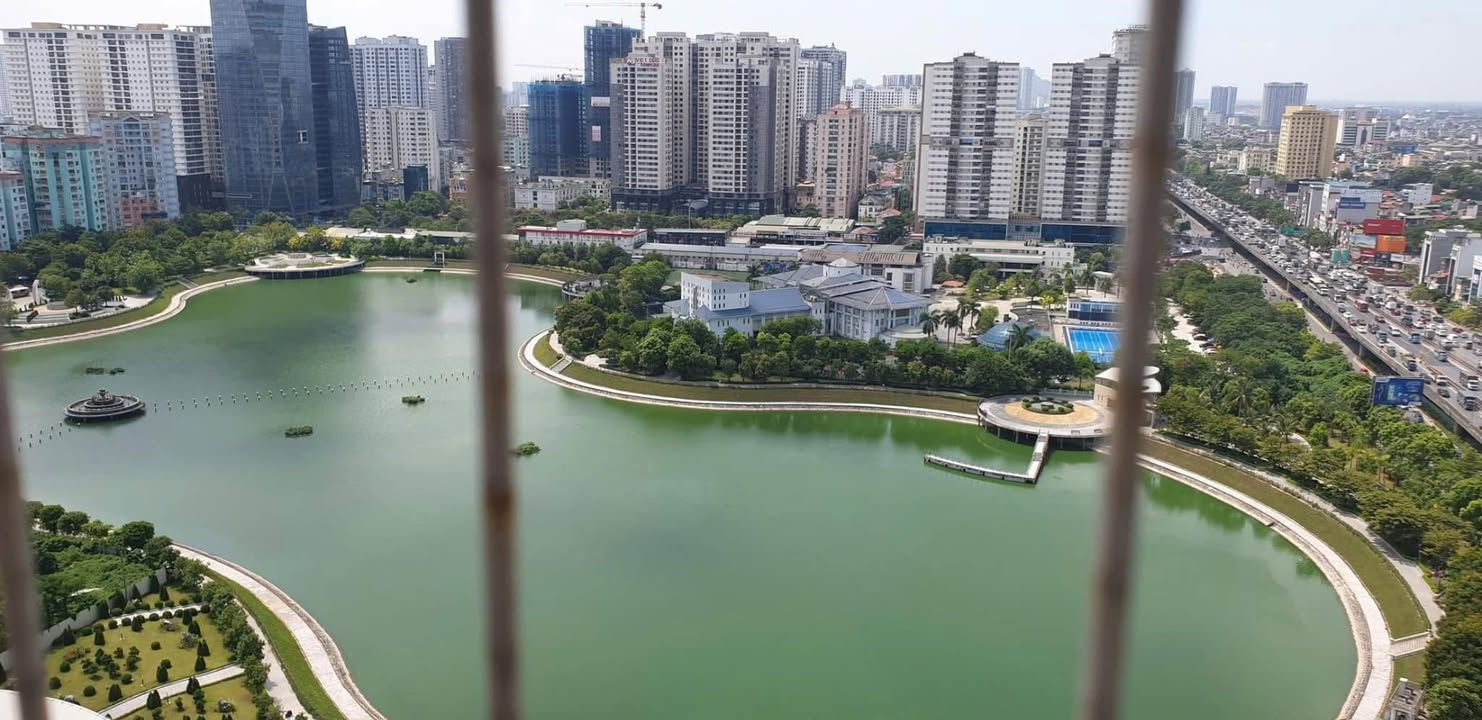 Căn hộ D'Capitale Cầu Giấy 73m² 9.49 tỷ - View đẹp