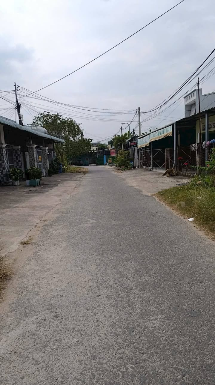 Nhà mặt tiền Mai Thị Buội Củ Chi 40m² - Mặt tiền kinh doanh