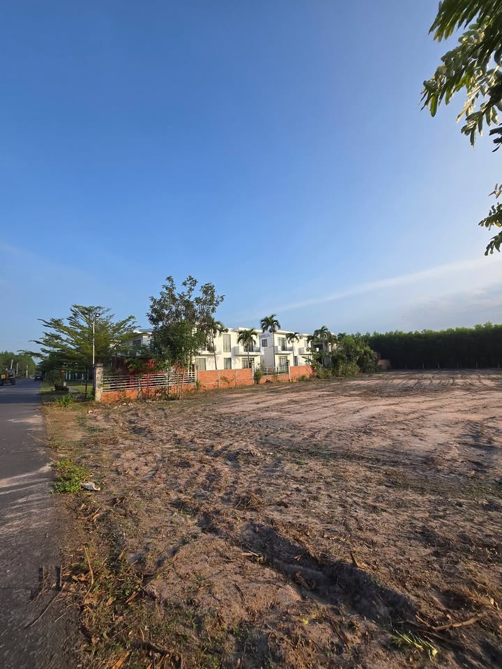 Đất vườn Phước Hội Long Đất 1.000m² 3 tỷ - Đường to ô tô