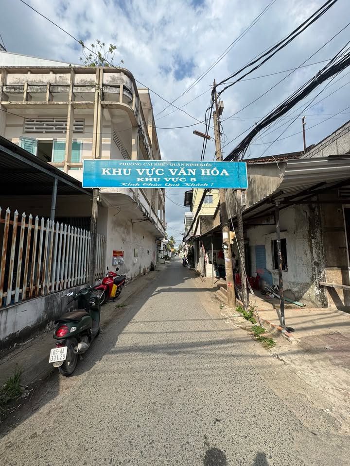 Nhà mặt tiền Đoàn Thị Điểm 43m² 2,75 tỷ - Ô tô vào nhà