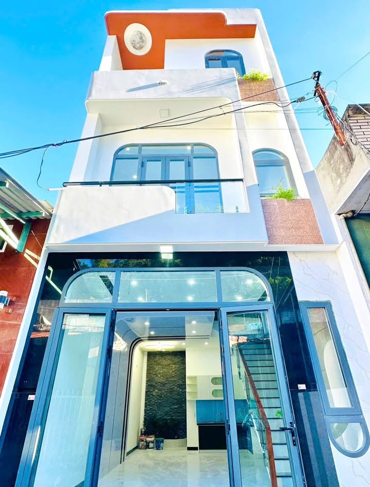 Nhà riêng Phạm Ngũ Lão Quy Nhơn 44m² 3 tỷ - Ô tô vào nhà