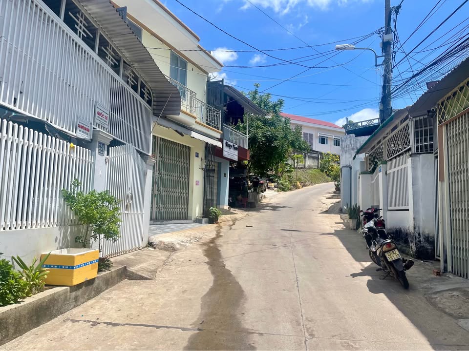 Nhà góc 2 mặt tiền Hồ Tùng Mậu 68m² 3.2 tỷ - Chính chủ bán