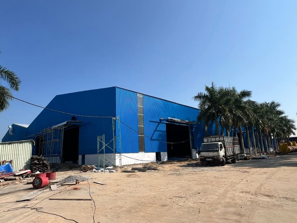 Kho xưởng Trần Phú Điện Bàn 2.000m² 110 triệu - Container thoải