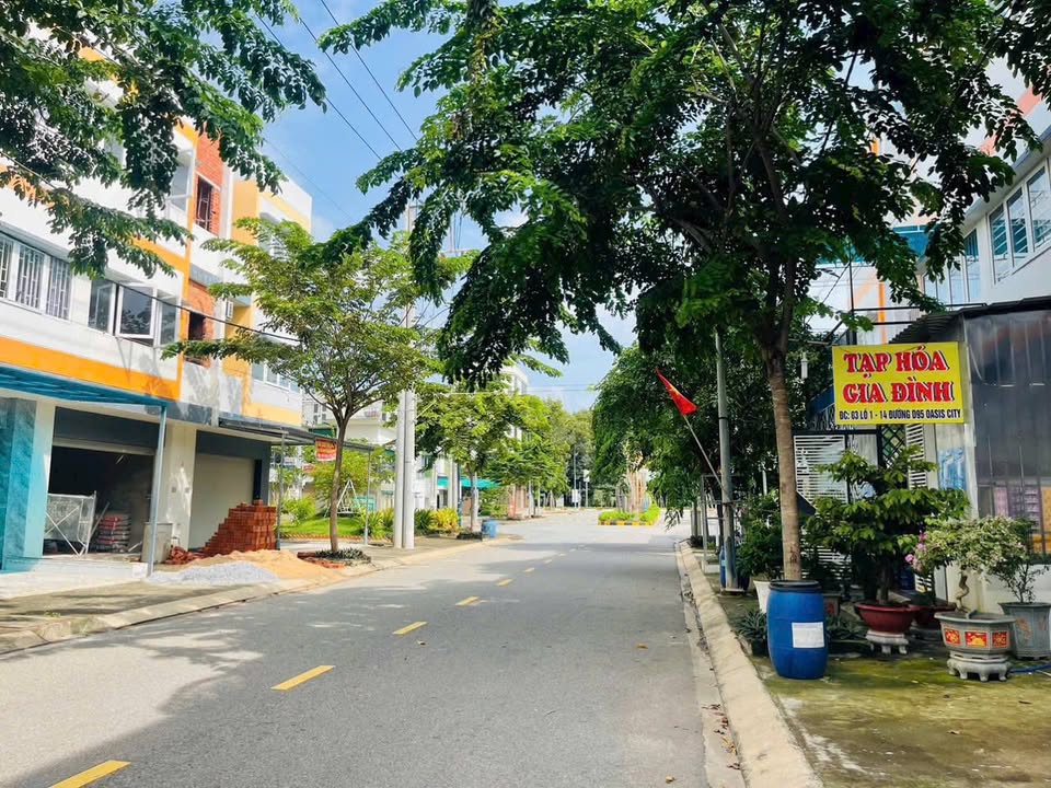 Shophouse Oasis City 2 Thủ Dầu Một 80m² 2.2 tỷ - Mặt tiền kinh doanh