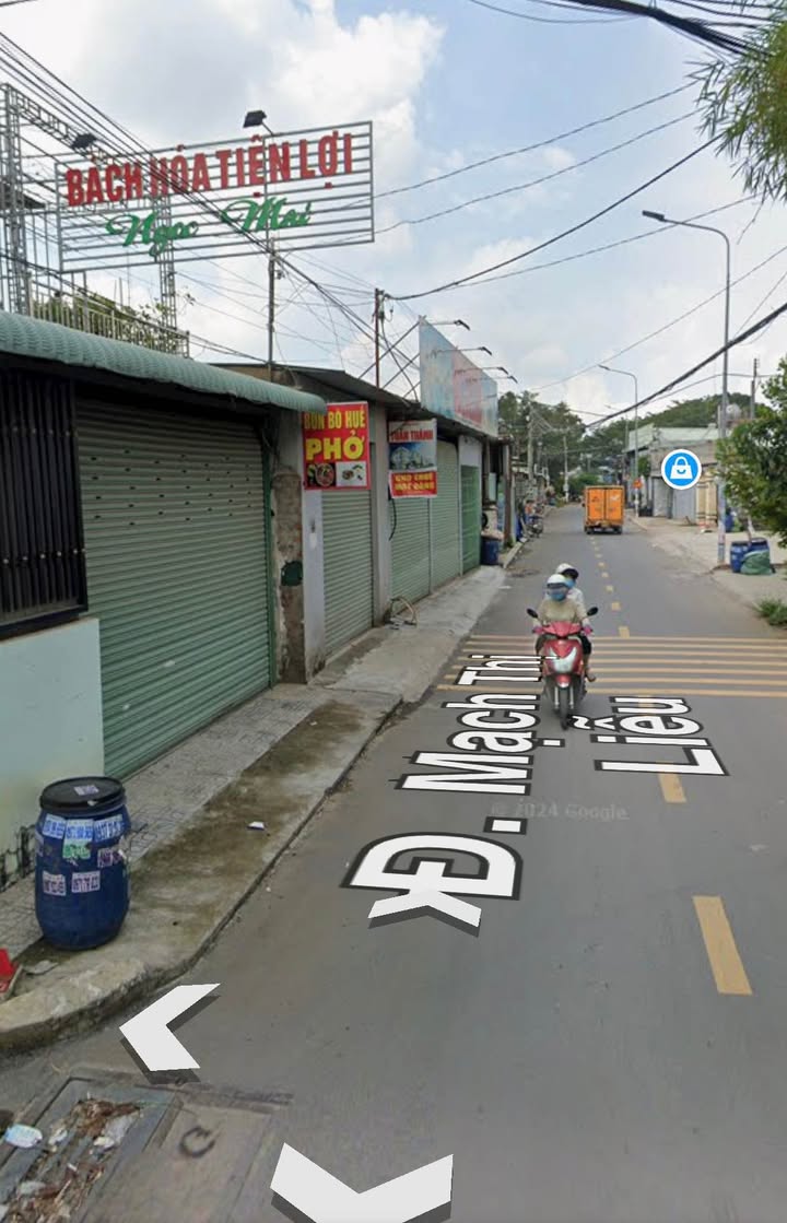 Nhà Dĩ An Mạch Thị Liễu 110m² 4,6 tỷ - Ô tô vào tận nhà