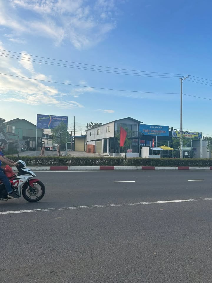 Đất nền Uyên Hưng 120m² giá thỏa thuận - Sổ đỏ chính chủ