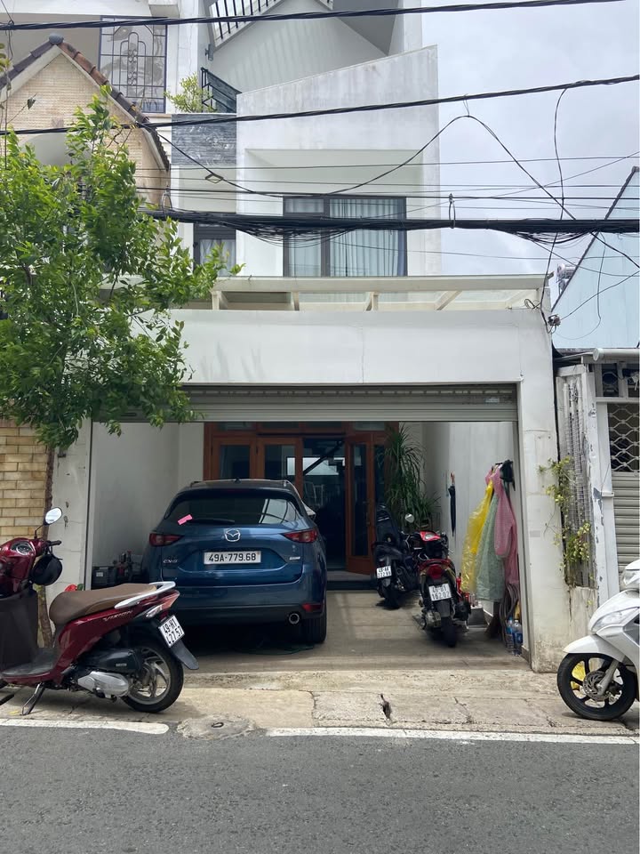 Nhà mặt tiền Phường 2 Đà Lạt 74m² 8.8 tỷ - Ô tô vào tận nhà