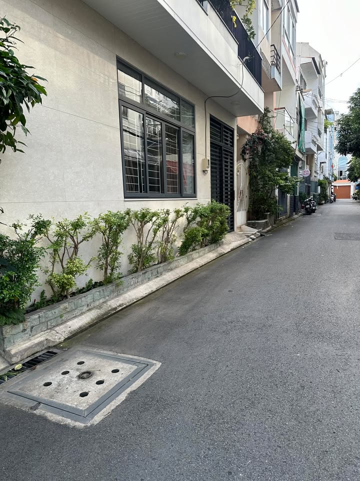 Nhà riêng Bình Chánh 64m2 giá 8 tỷ - Chính chủ bán