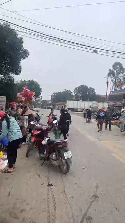 Đất nền Phùng Nguyên Lâm Thao 200m² thổ cư - Sổ đỏ chính chủ