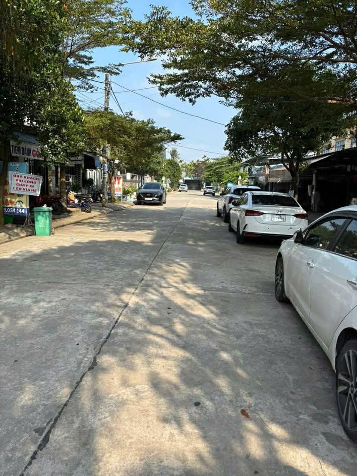 Đất nền Vĩnh Điện 120m² 2 tỷ - Đường ô tô rộng
