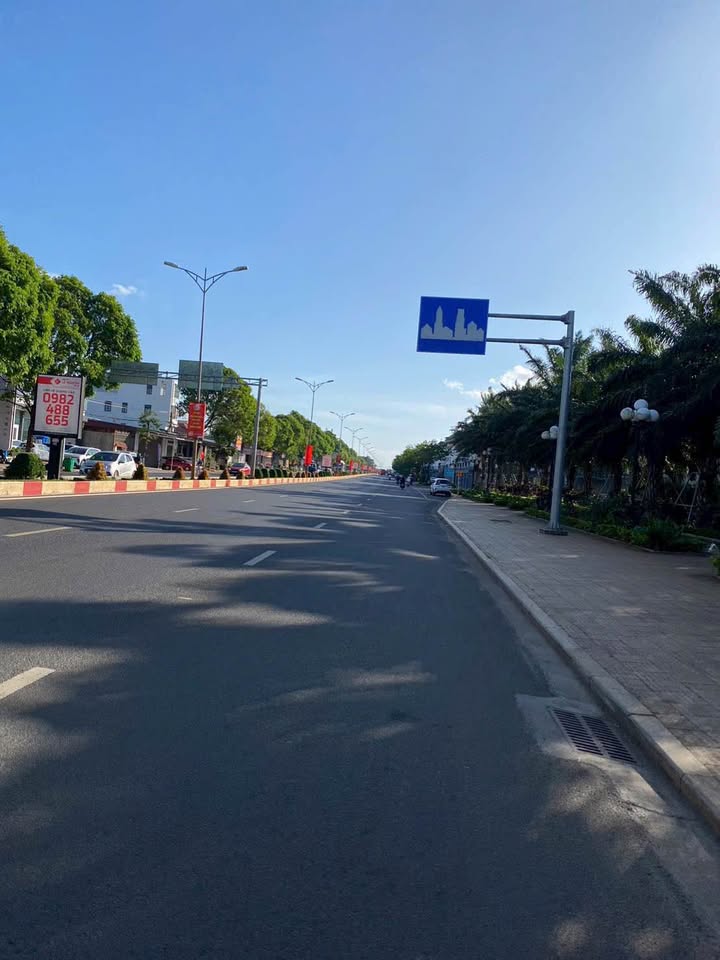 Nhà mặt tiền Nguyễn Văn Linh 12.8 tỷ - MT kinh doanh