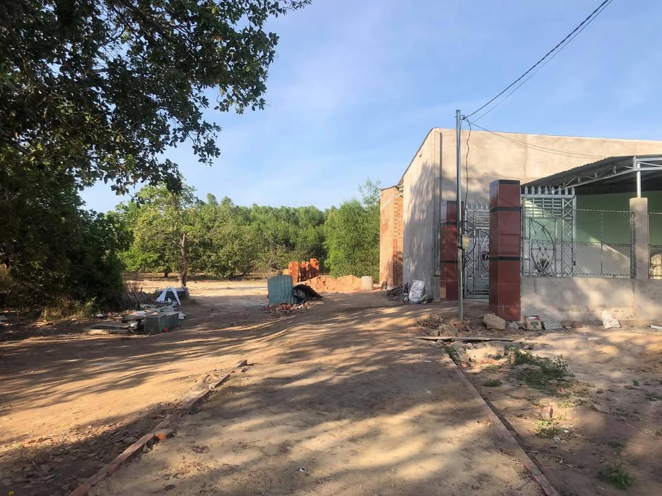 Đất nền Gia Ray 150m2 900 triệu - Sổ đỏ chính chủ