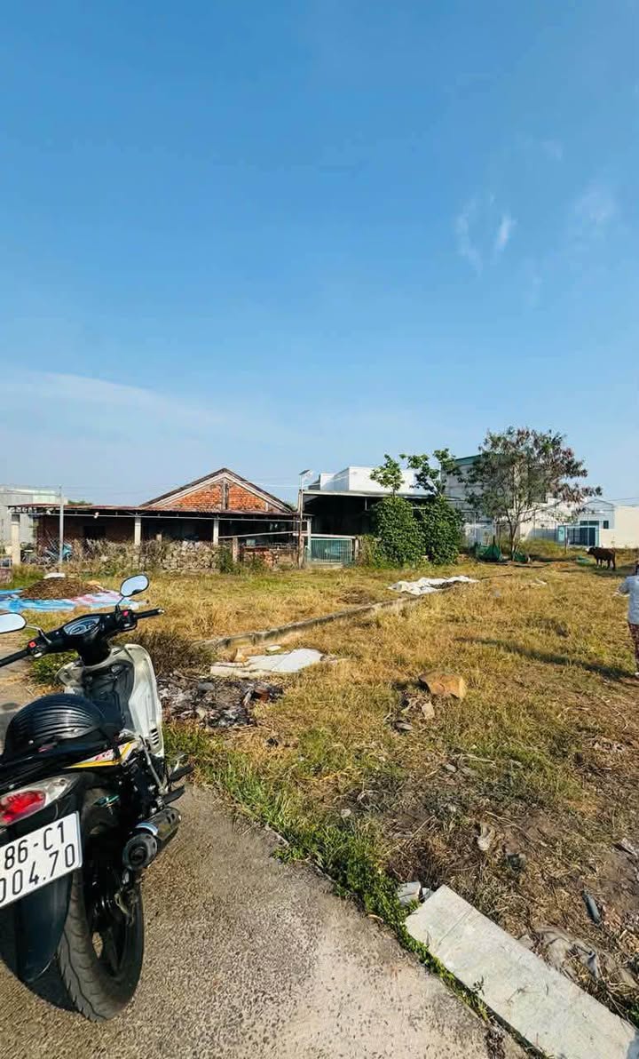 Nhà mái Thái Phong Nẫm Phan Thiết 360m² 2.7 tỷ - Chính chủ bán