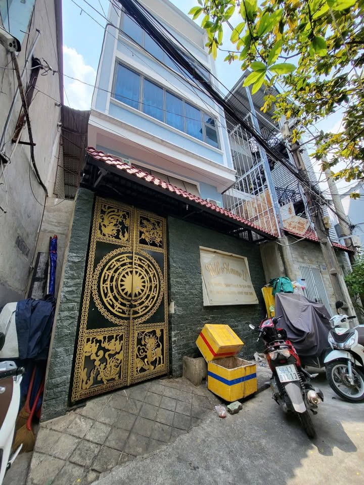 Căn hộ dịch vụ Chánh Hưng Q8 90m² 9.8 tỷ - Bàn giao ngay