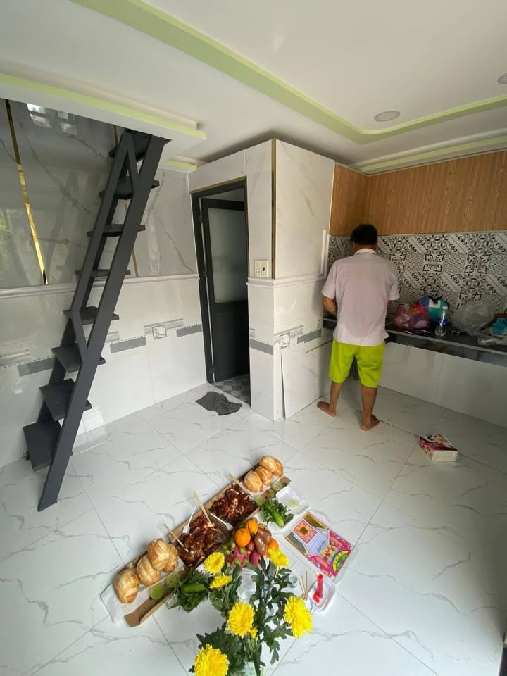 Nhà Q7 Huỳnh Tấn Phát 12m2/5 triệu - Sẵn sàng ở ngay