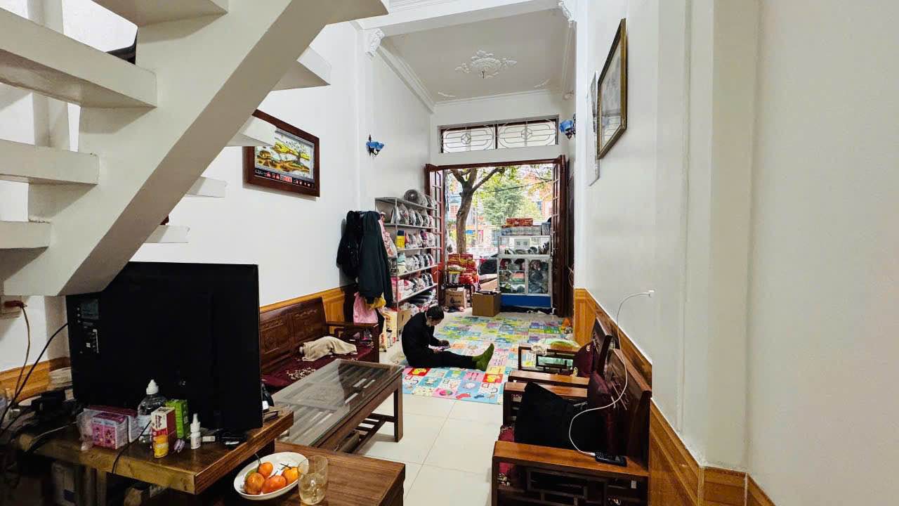 Nhà Trần Thánh Tông Thái Bình 6 triệu - KD mặt tiền