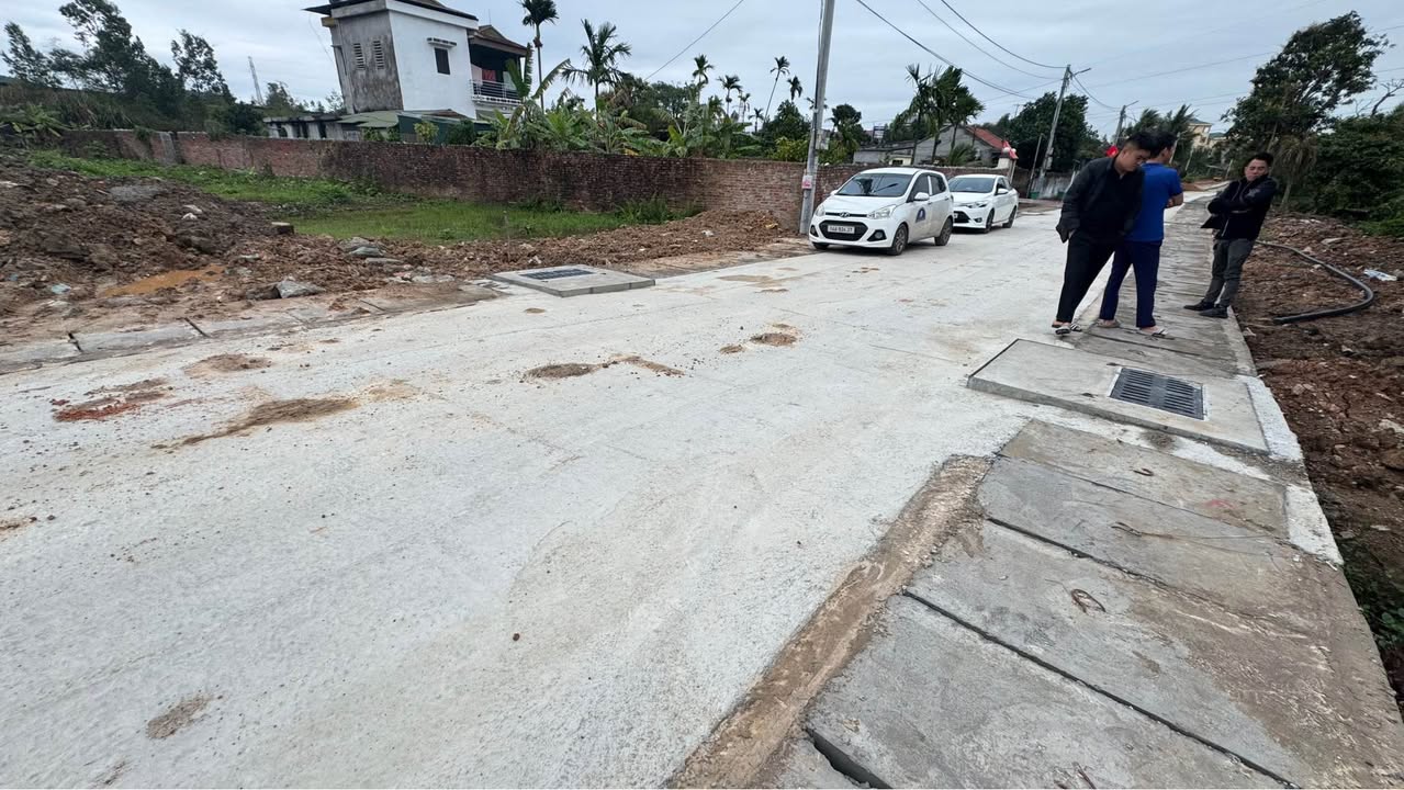 Đất nền Việt Hưng 95m² giá F0 - Sổ đỏ chính chủ