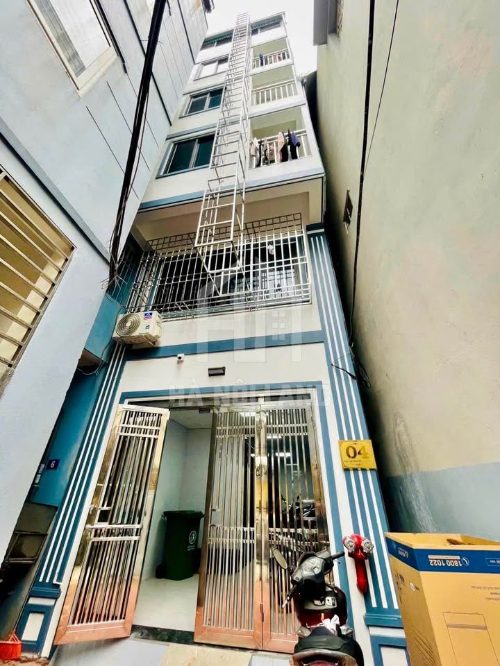 Townhouse Phu Dien Bac Tu Liem 50m2 11 ty - Gia tot hiem co