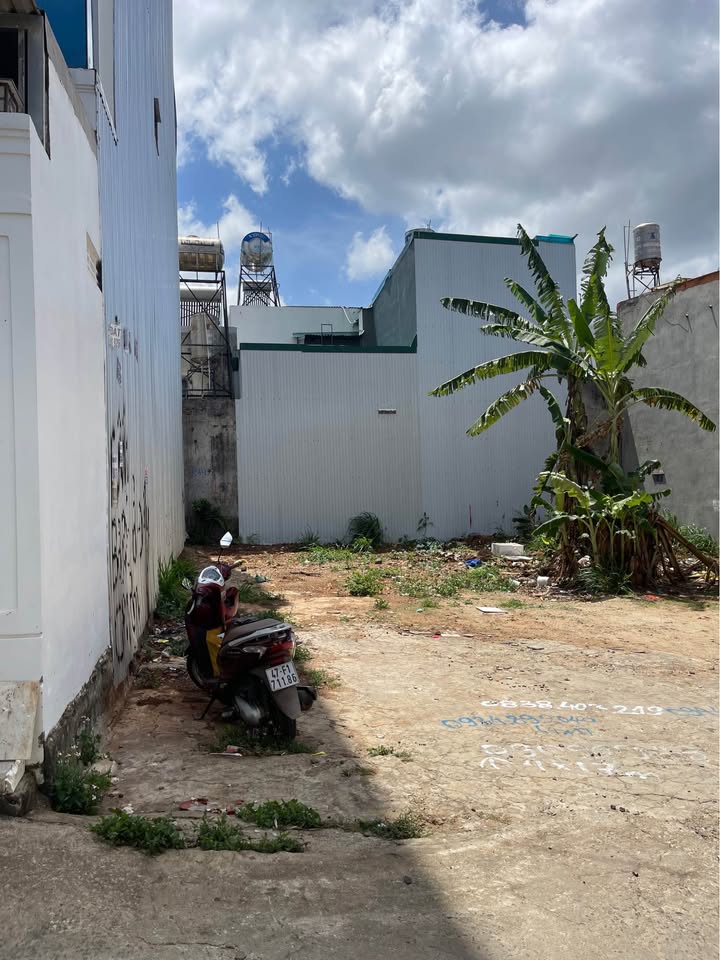 Đất Tân Lợi Buôn Ma Thuột 70m² 2.39 tỷ - Xây dựng tự do