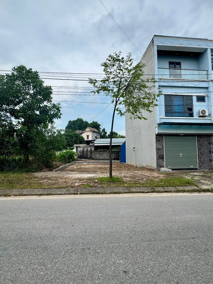 Đất nền Thịnh Đán 112m² mặt tiền 8m - Đường to ô tô